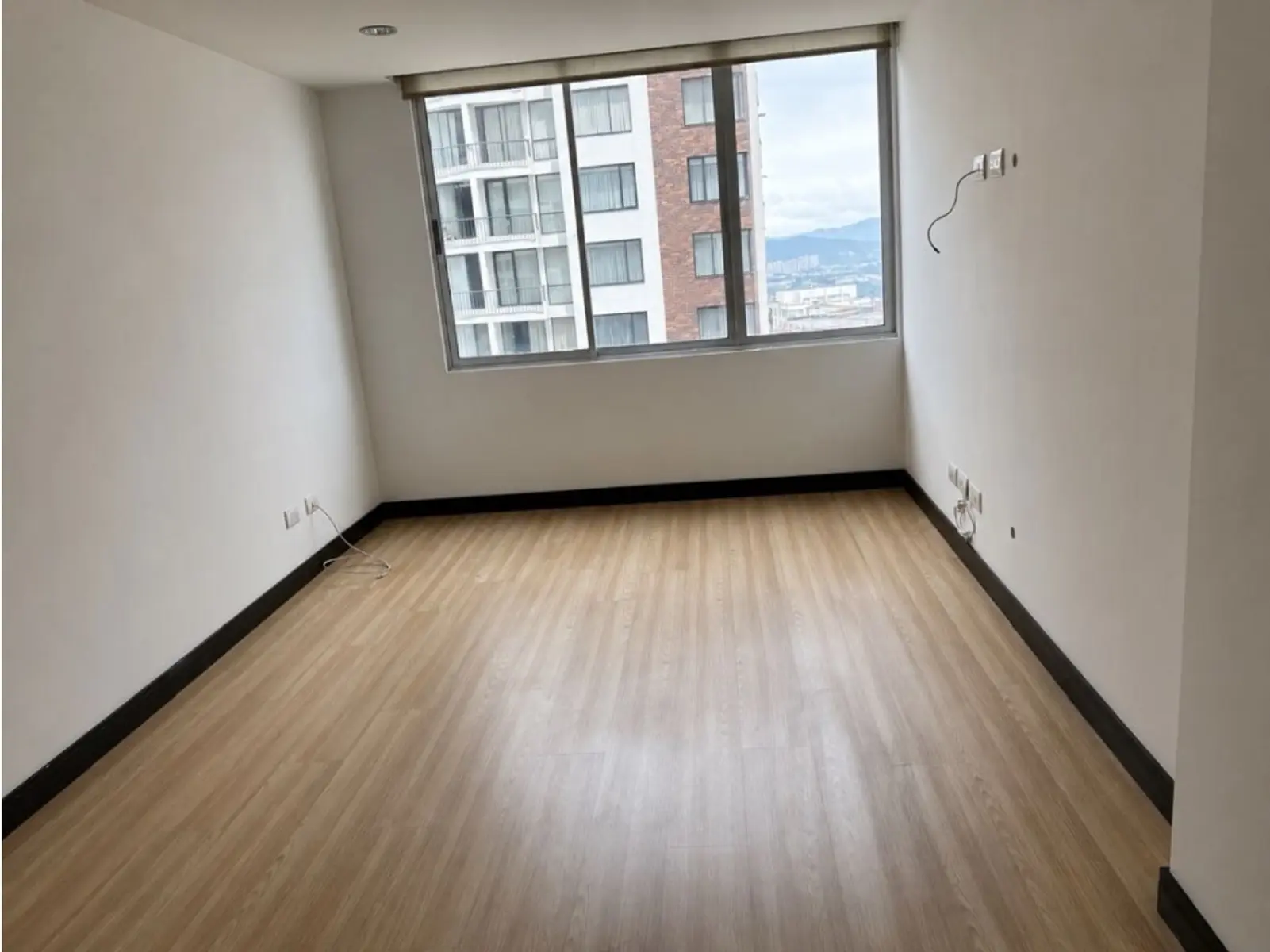 th.outside1200x1200.6a83520279501_infocdn__gr-apartamento-1-alcoba-avenida-p-1786052627-5623-6687jpeg Apartamento en Arriendo en Palermo, Manizales