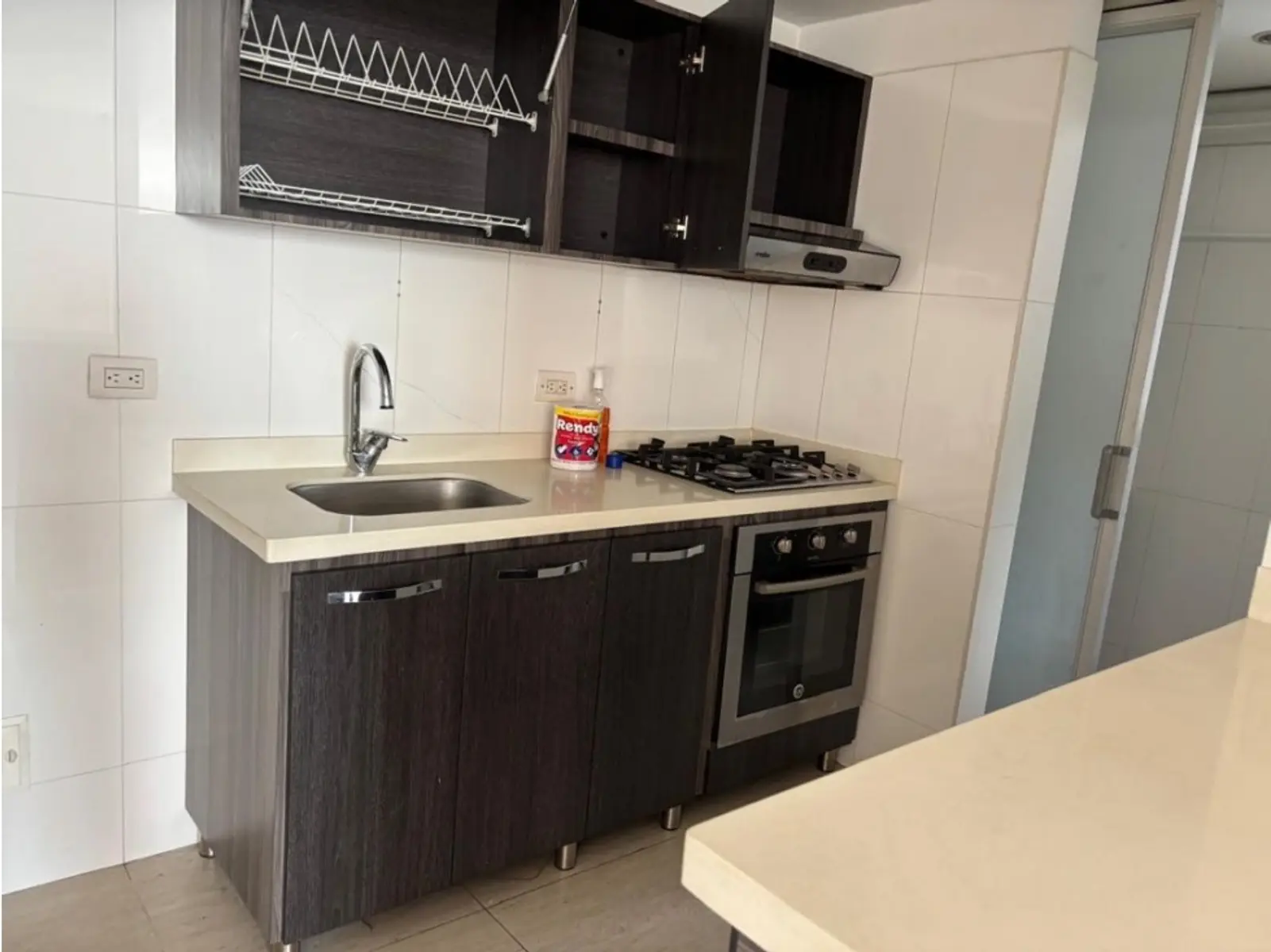 th.outside1200x1200.6a83520353708_infocdn__gr-apartamento-1-alcoba-avenida-p-1786052632-6655-6420jpeg Apartamento en Arriendo en Palermo, Manizales