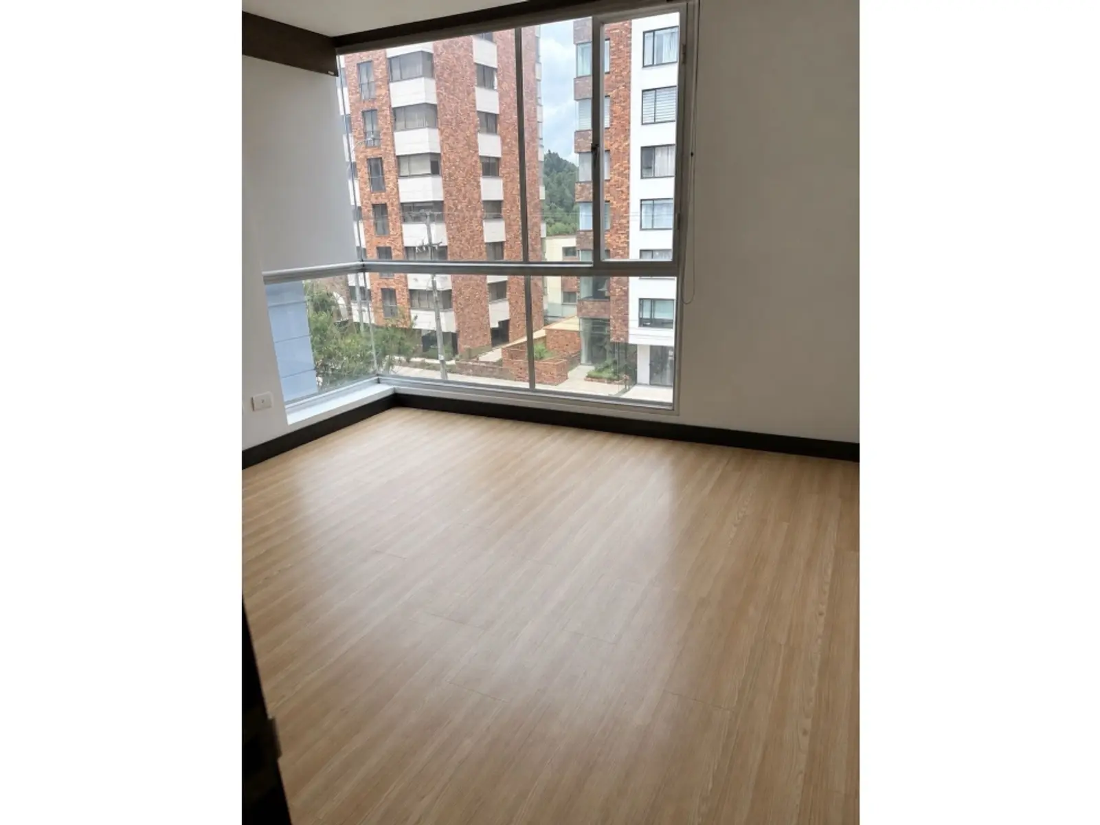 th.outside1200x1200.6a83520565cee_infocdn__gr-apartamento-1-alcoba-avenida-p-1786052640-475-9546jpeg Apartamento en Arriendo en Palermo, Manizales