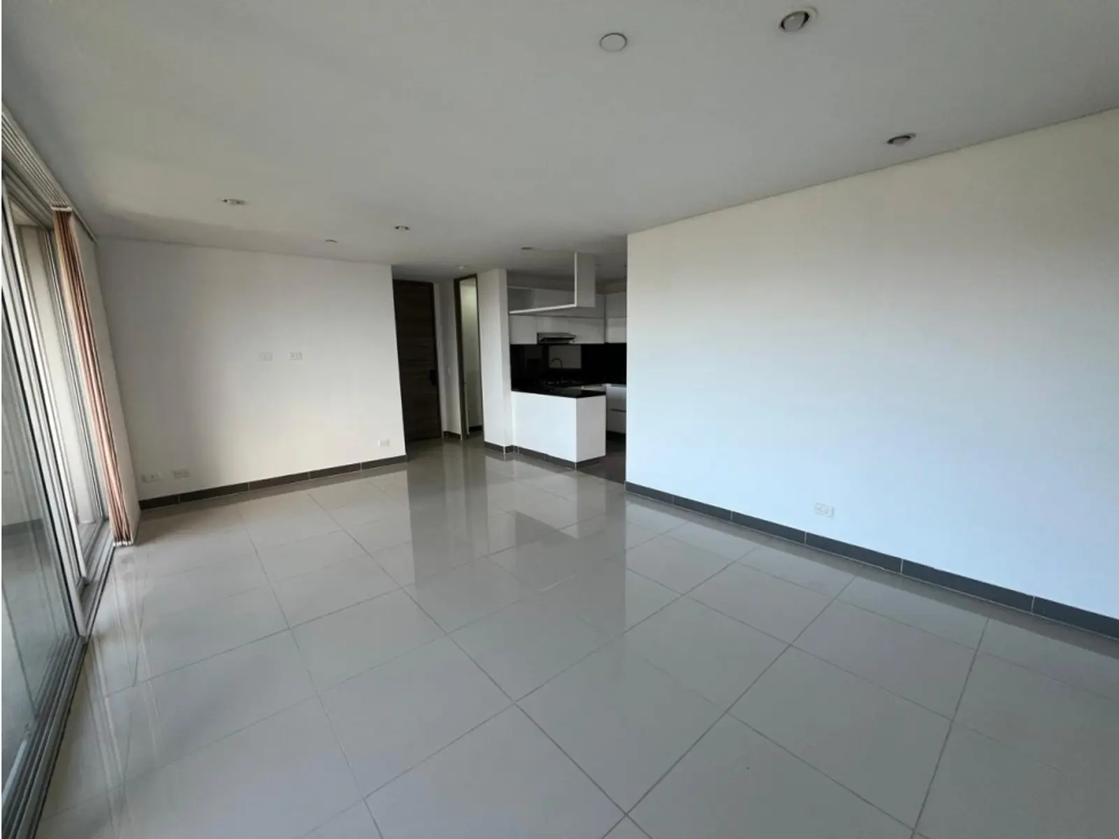 th.outside1200x1200.6a8b514b3a47f_infocdn__gr1097062620260823023255jpg Apartamento en Arriendo en Santa maria de los angeles, Medellín
