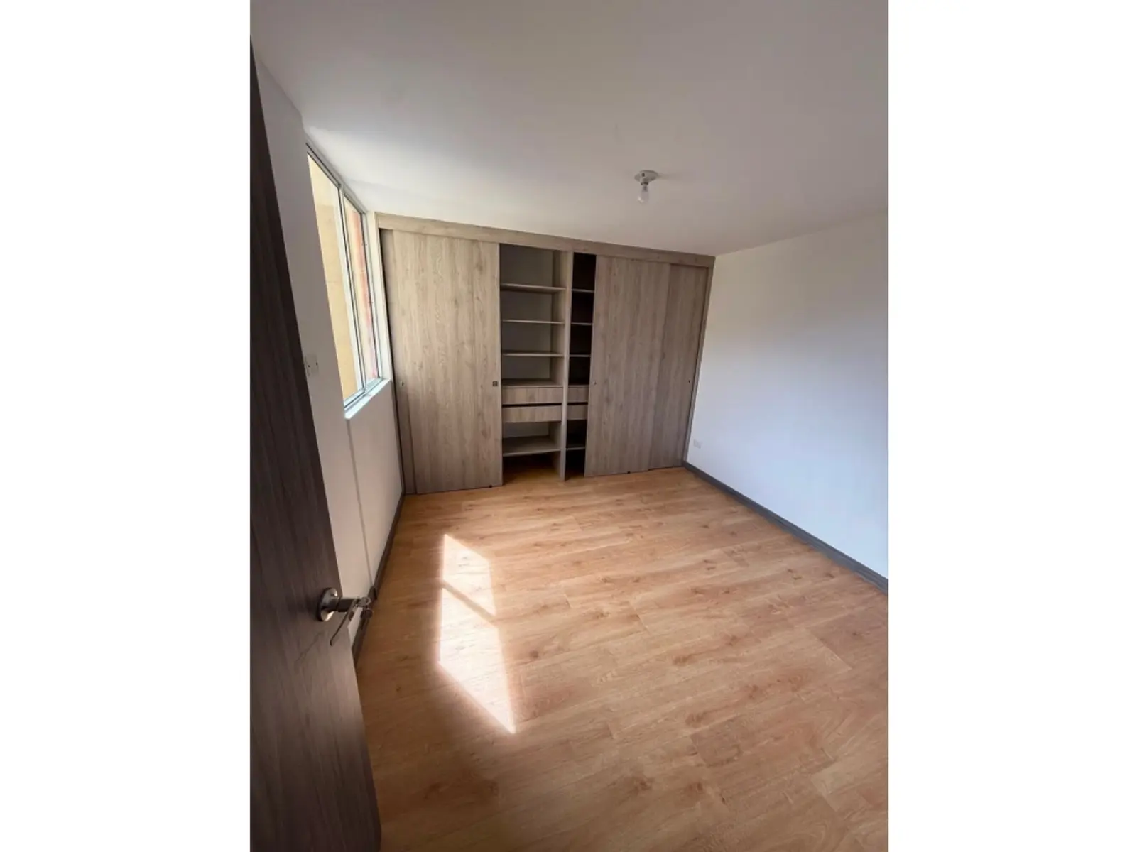 th.outside1200x1200.6a8fde9692656_infocdn__gr-copia-de-apartamento-en-arrien-1787807966-7023-6508jpeg Apartamento en Arriendo en Calasanz, Medellín