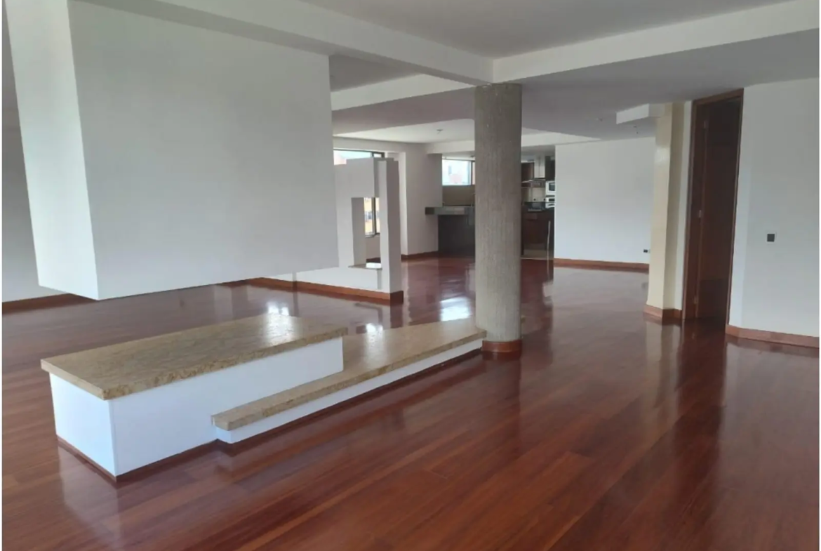 Apartamento en Arriendo en Santa Barbara, Bogotá