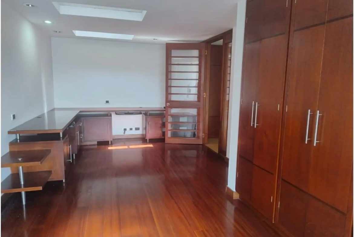 Apartamento en Arriendo en Santa Barbara, Bogotá