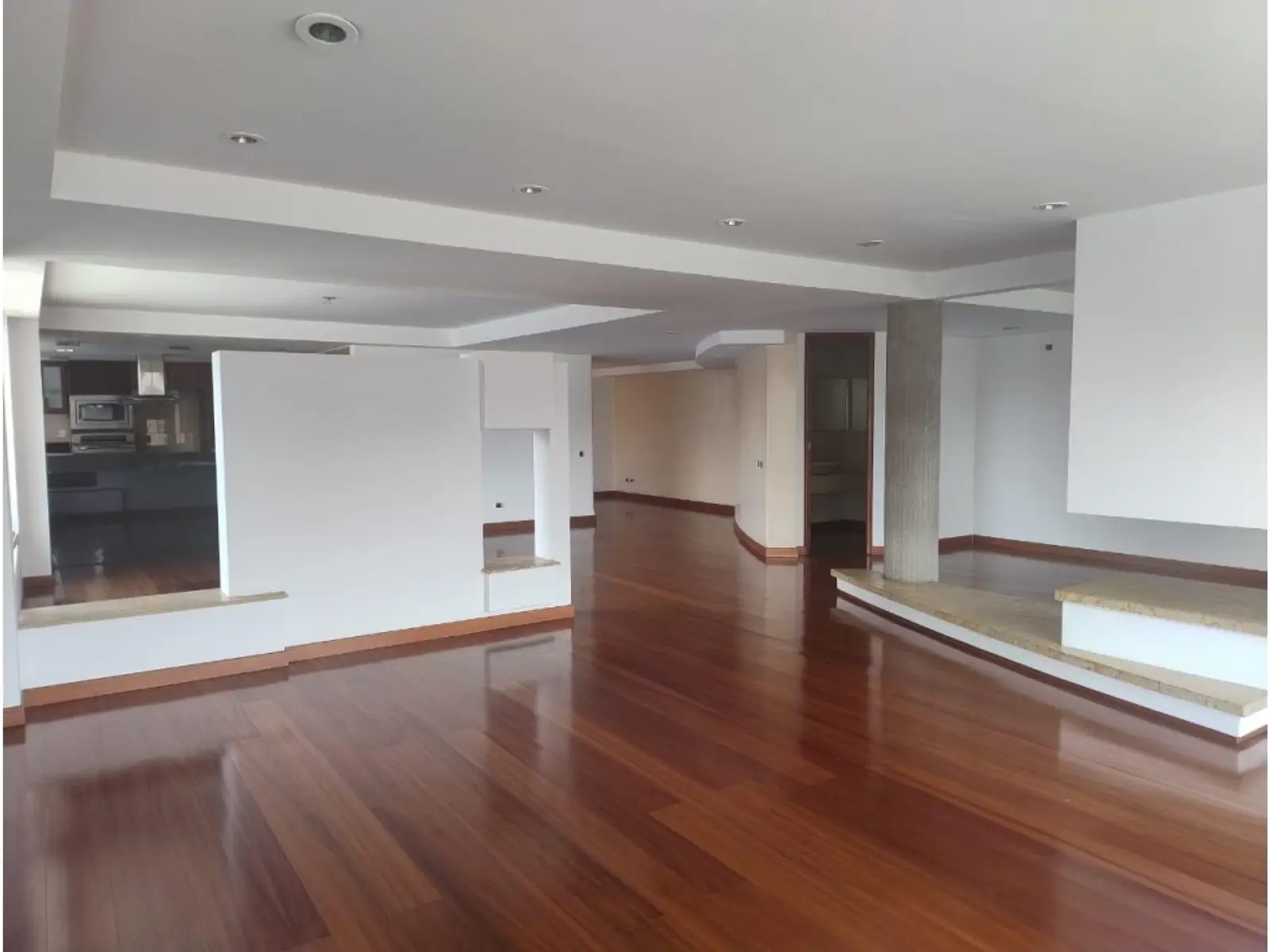 Apartamento en Arriendo en Santa Barbara, Bogotá
