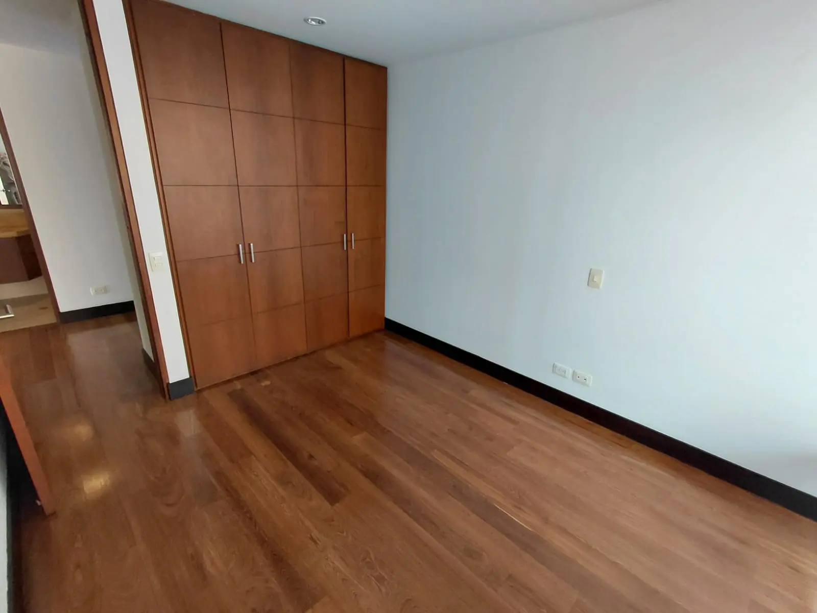 th.outside1200x1200.6a913dbdb174b_infocdn__originaljpg Apartamento en Arriendo en Barrios Unidos, Bogotá