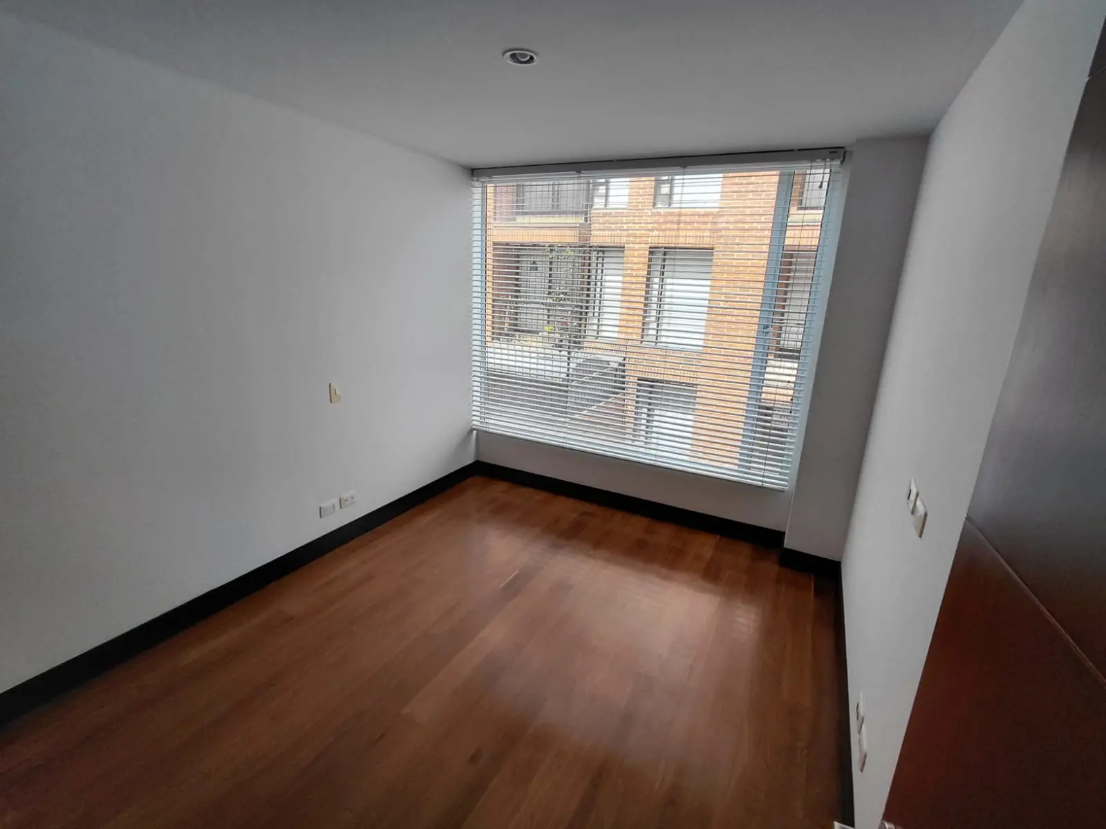 th.outside1200x1200.6a913dbe30ff6_infocdn__originaljpg Apartamento en Arriendo en Barrios Unidos, Bogotá