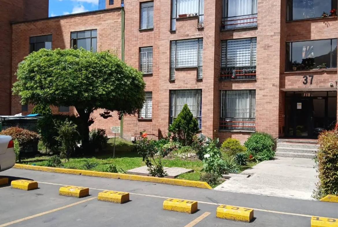 Apartamento en Arriendo en Carlos lleras restrepo manzana c, Bogotá