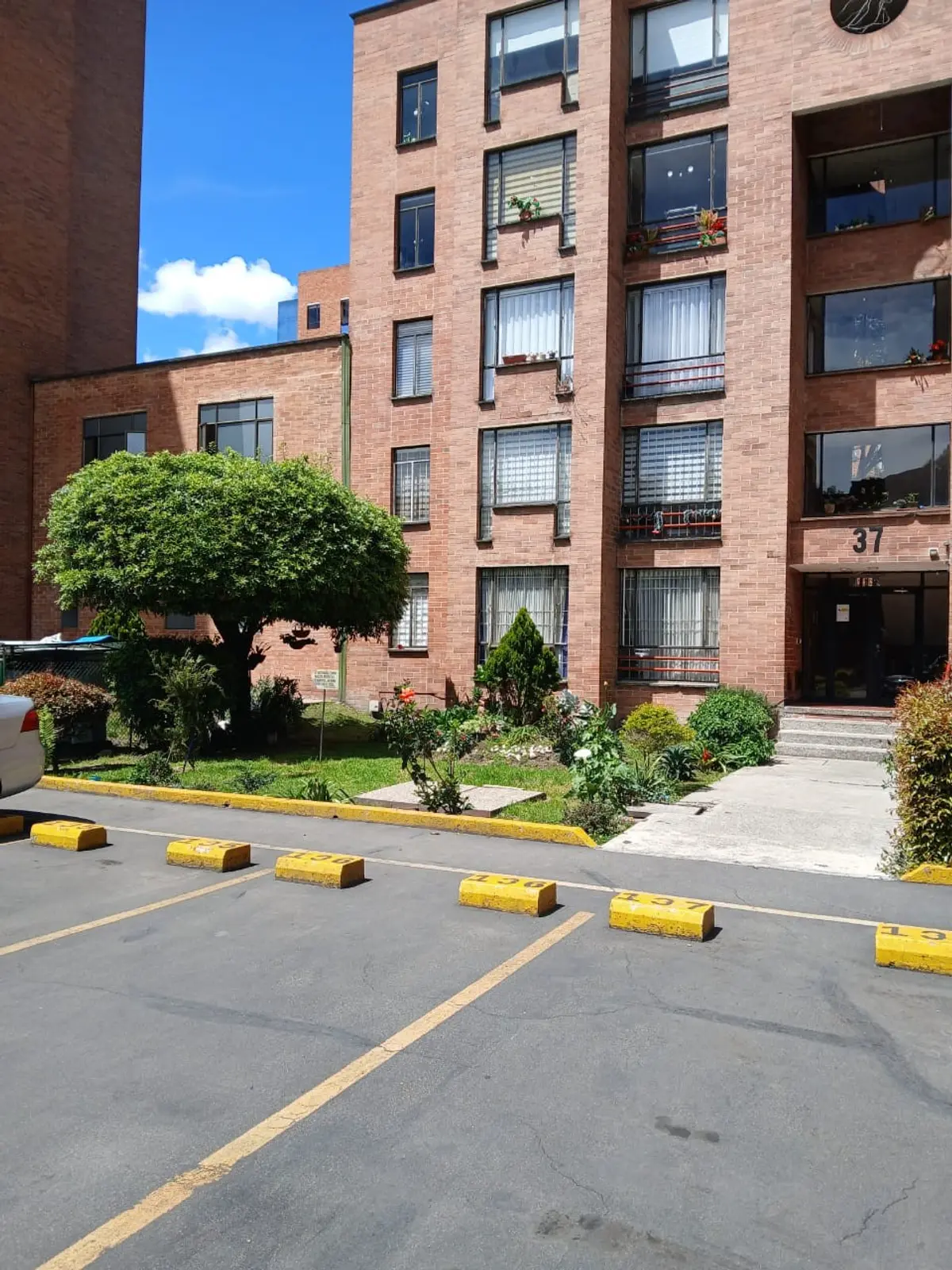 Apartamento en Arriendo en Carlos lleras restrepo manzana c, Bogotá