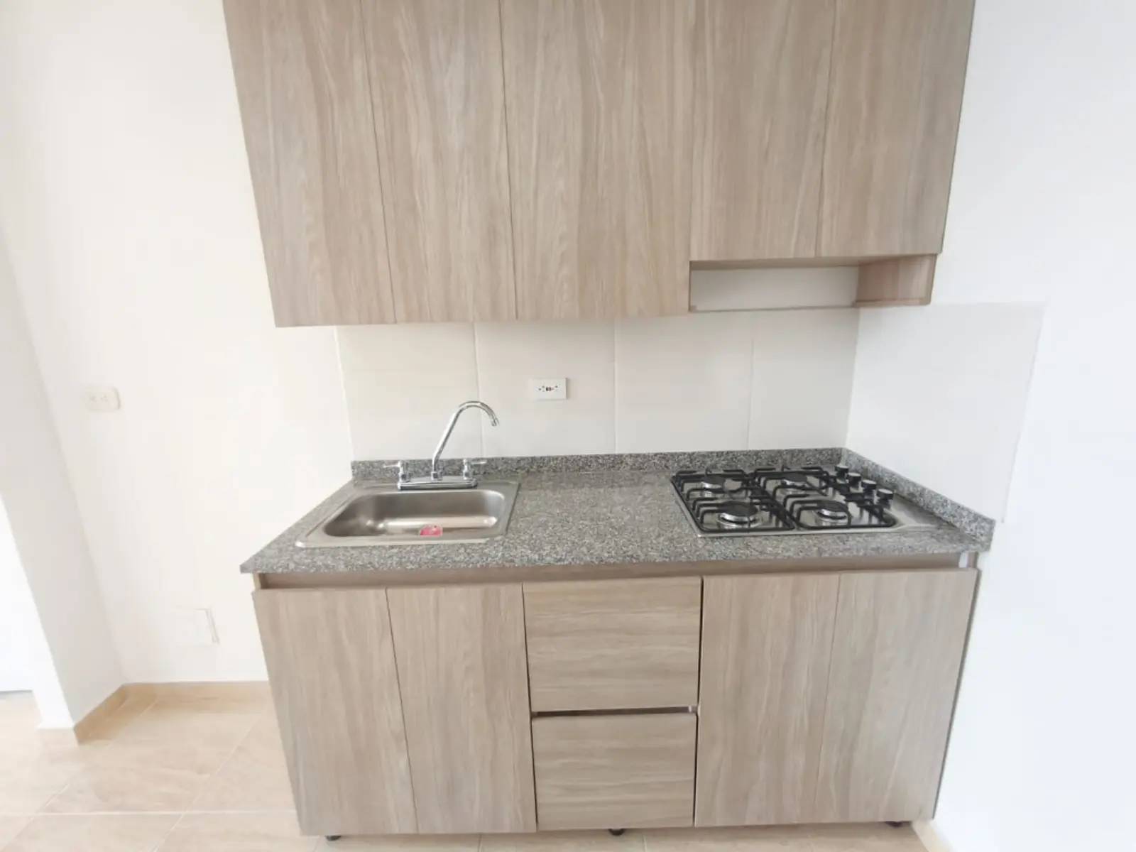 th.outside1200x1200.6a957d56d92e5_infocdn__127822-4-1787934670jpg Apartamento en Arriendo en Los naranjos, Dosquebradas