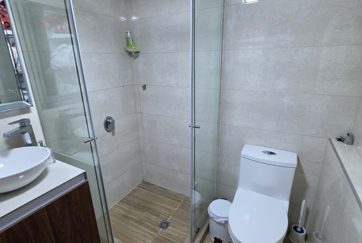 Casa en venta en el Ingenio Cali de 440 metros de 3 niveles