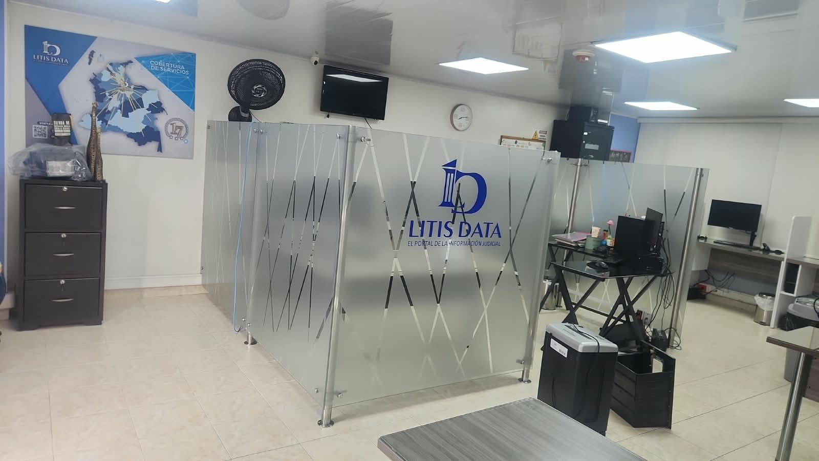 Oficina en venta ubicada en Rovira Plaza con parqueadero, Bucaramanga