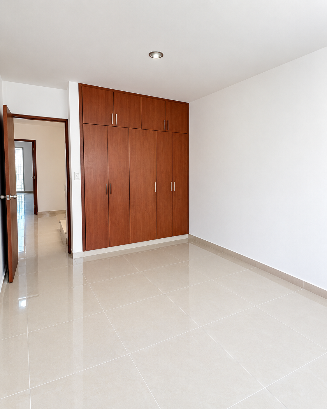 1070eea2-48d7-4acb-a1ae-2e01f35ab97e Venta de Casa en Cúcuta, barrio La Ceiba de 3 niveles