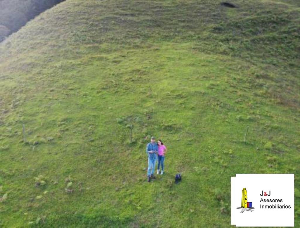 Finca de recreo en Venta El Capiro via San Antonio La Ceja del Tambo