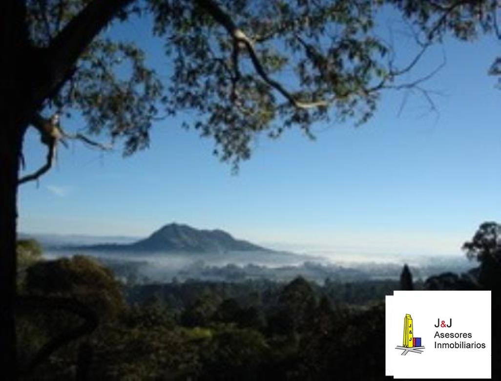Finca de recreo en Venta El Capiro via San Antonio La Ceja del Tambo