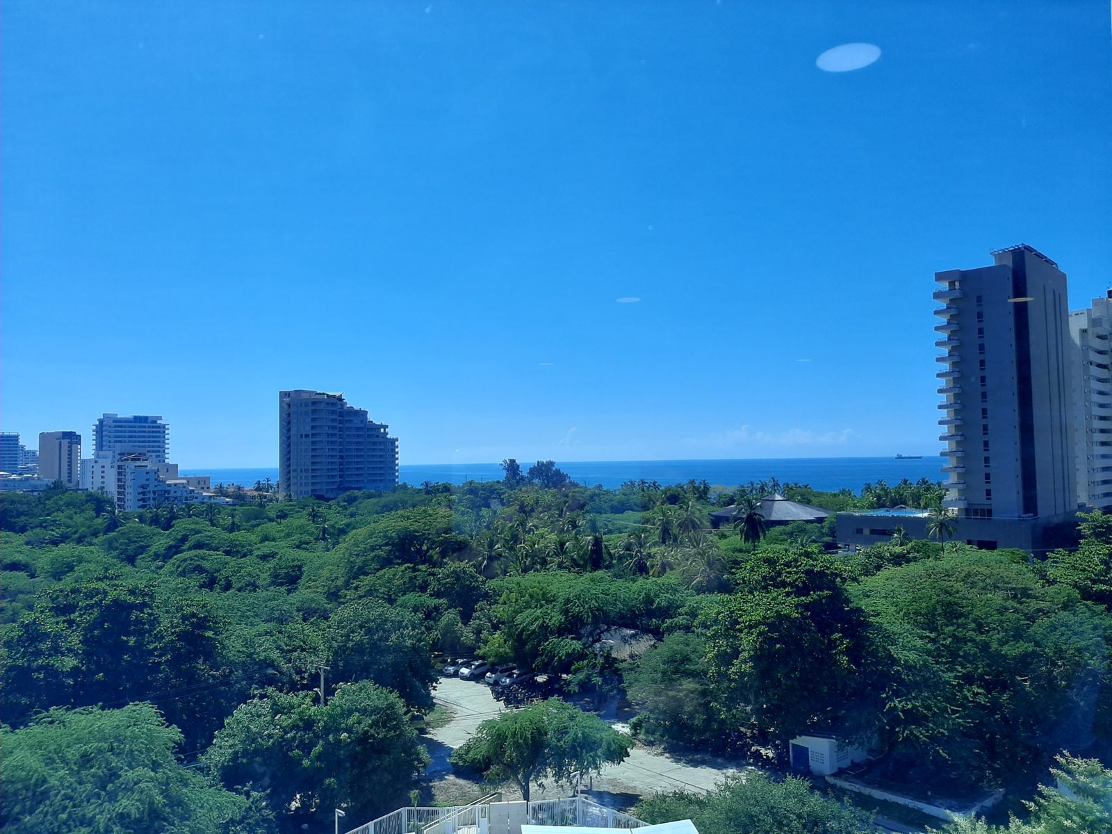 20201215_124718 Apartamento en arriendo en Pozos Colorados, Rodadero – Conjunto Ocean Club
