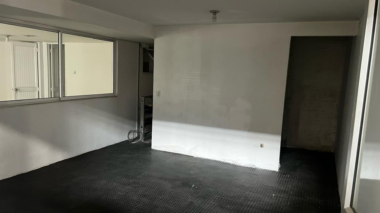 Bodega en arriendo en el barrio Manzanares, Cali