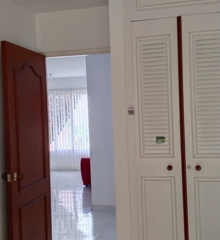 Casa en venta en Palmira, barrio Altamira – 2 pisos más terraza