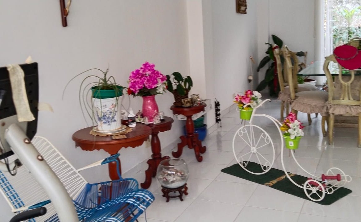 Casa en venta en Palmira, barrio Altamira – 2 pisos más terraza