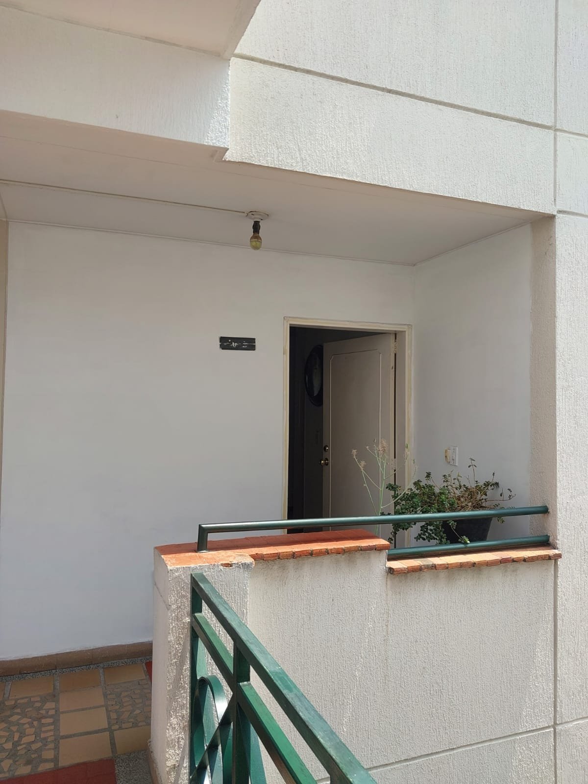 314202-454753-1037318579293877 Apartamento en venta en Prados del Norte, Cali de 85 m²