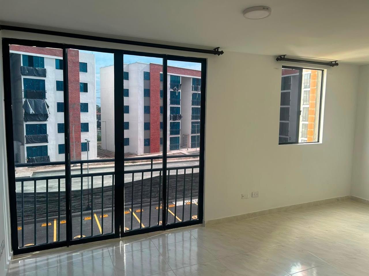 314202-454753-1070460429182328 ESPECTACULAR APARTAMENTO EN ALQUILER Unidad Residencial AZALEA – VILLAGORGONA