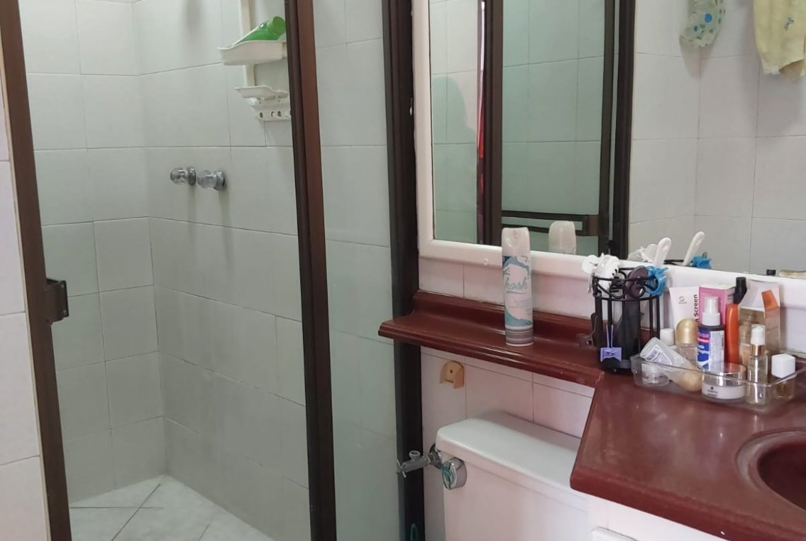 Apartamento en venta en Prados del Norte, Cali de 85 m²