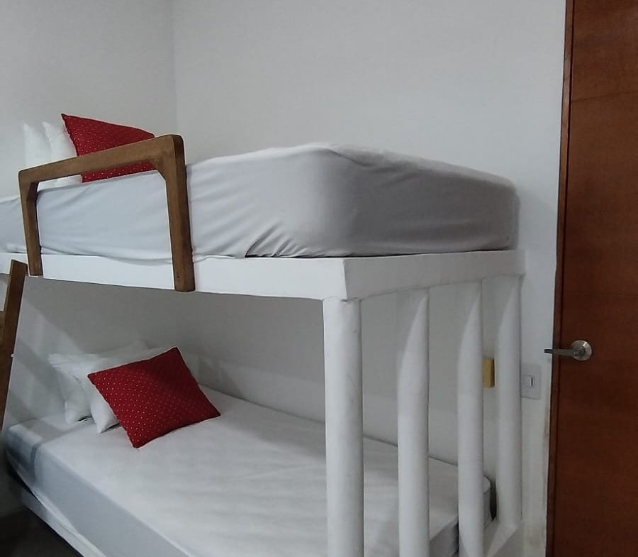 Apartamento en venta en Laguna Club Cartagena de Indias, piscina privada y venta a puerta cerrada