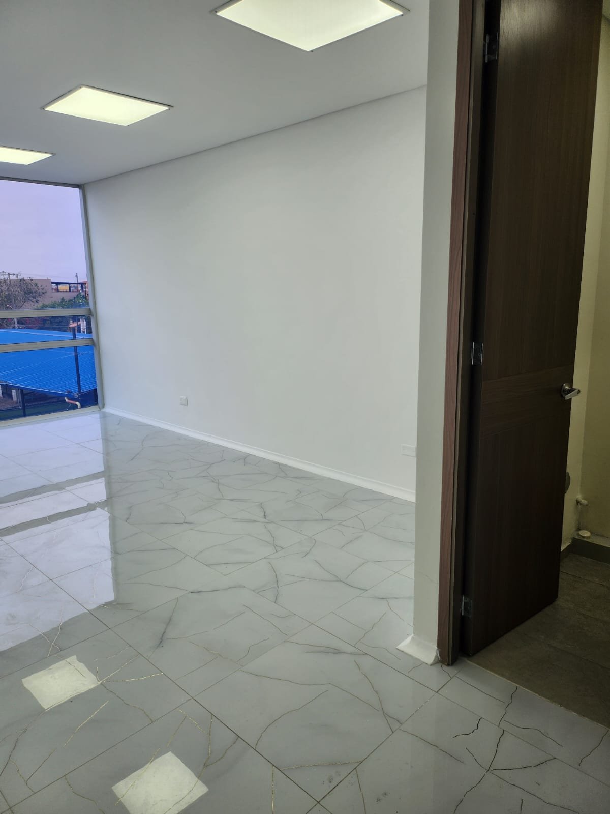 314202-454753-1097152882864623 Oficina en venta en Chía, 27,07 m² remodelada con parqueadero