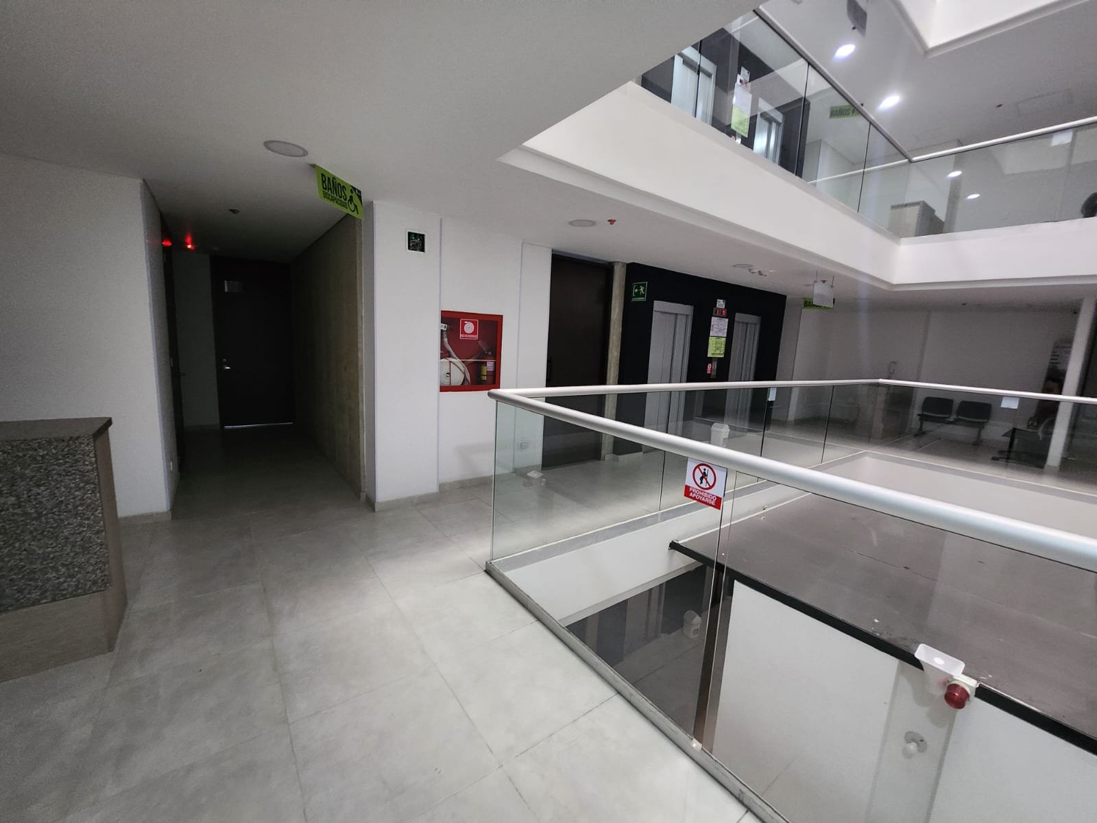 314202-454753-1105938891776539 Oficina en venta en Chía, 27,07 m² remodelada con parqueadero