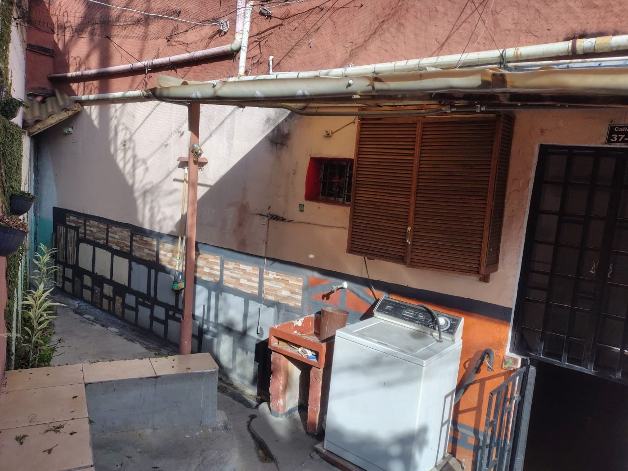 314202-454753-1124778346571740 Casa en arriendo en Medellín para comercio o vivienda