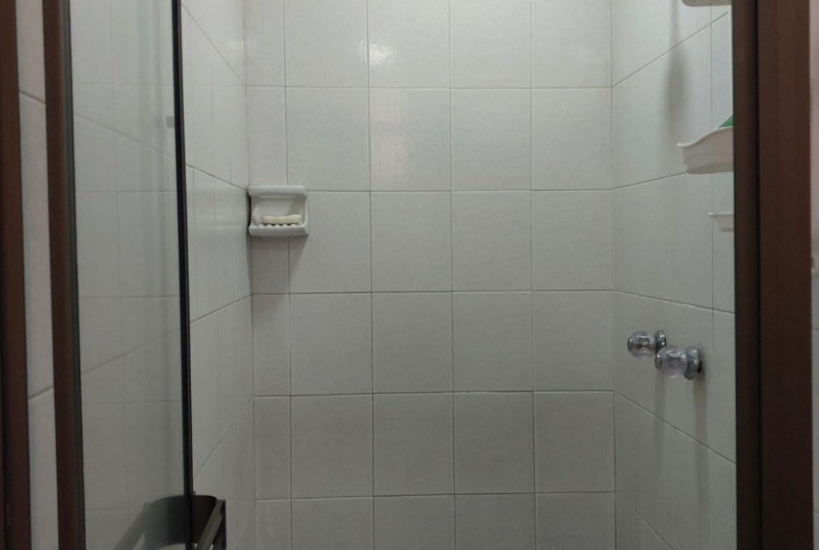 Apartamento en venta en Prados del Norte, Cali de 85 m²