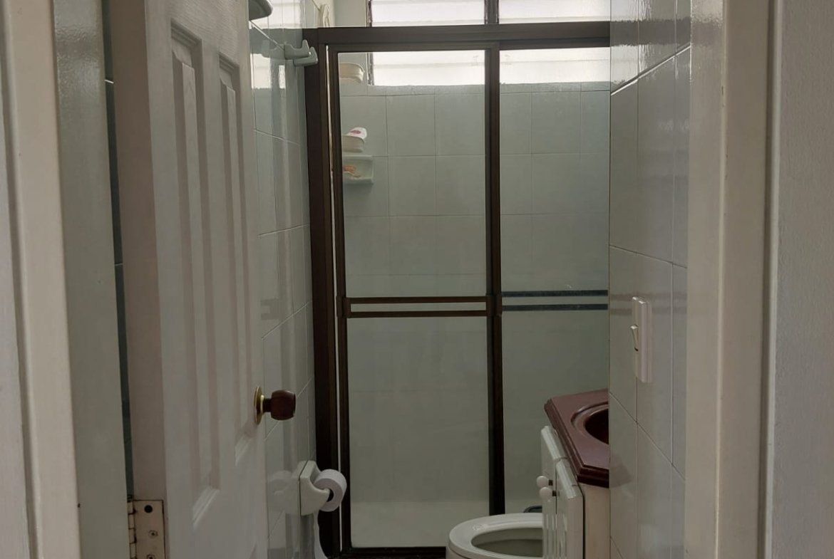 Apartamento en venta en Prados del Norte, Cali de 85 m²