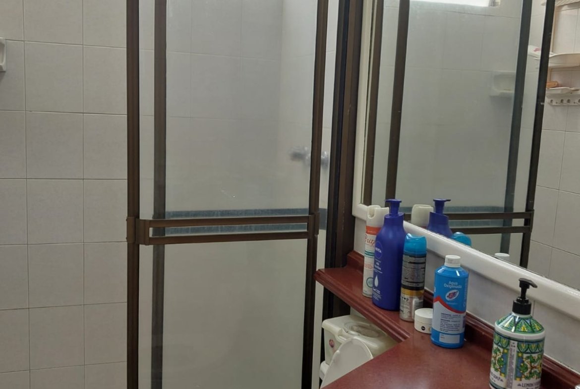 Apartamento en venta en Prados del Norte, Cali de 85 m²