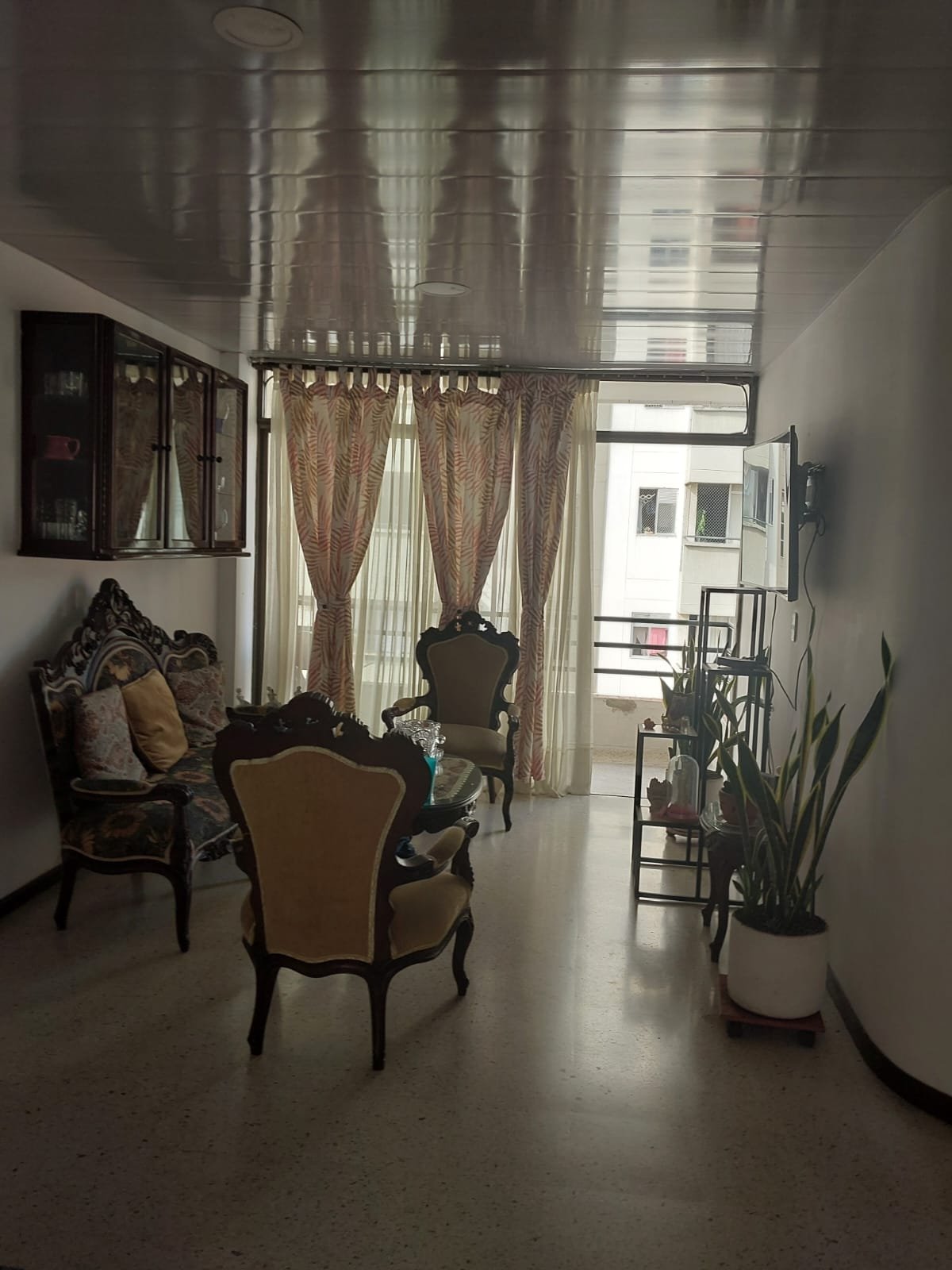 314202-454753-1657228215919027 Apartamento en venta en Prados del Norte, Cali de 85 m²