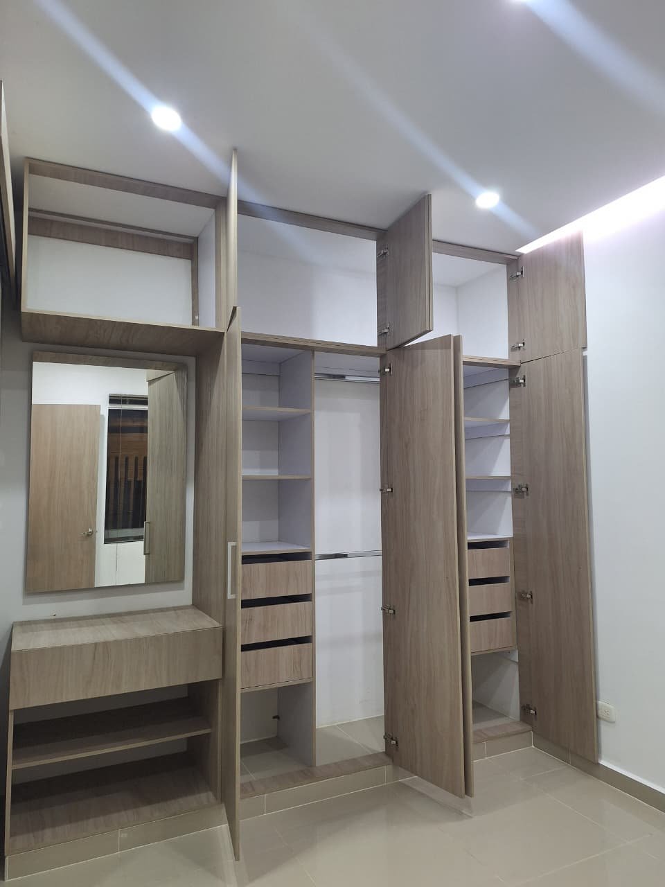 Apartamento en Venta en Brisas del Parque Barranquilla – 3 Habitaciones y Parqueadero