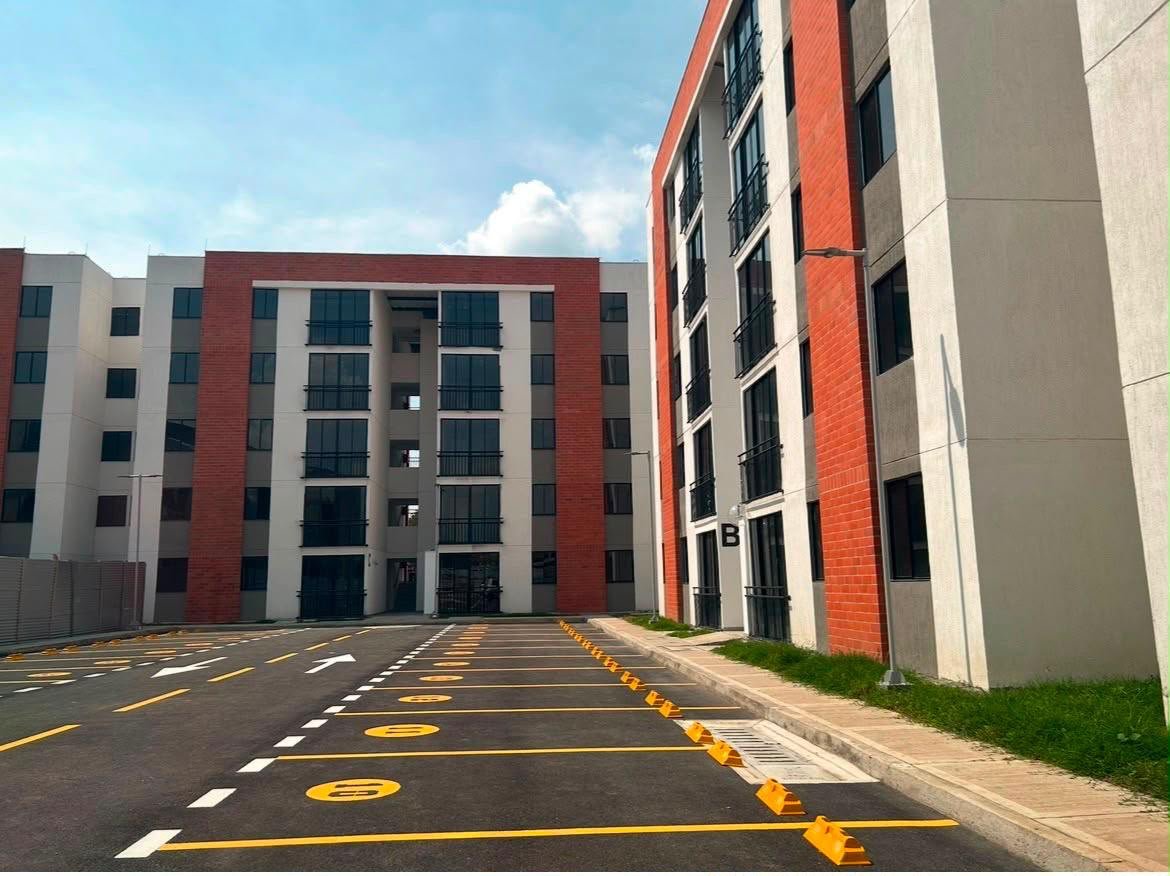 314202-454753-1858802431953965 ESPECTACULAR APARTAMENTO EN ALQUILER Unidad Residencial AZALEA – VILLAGORGONA