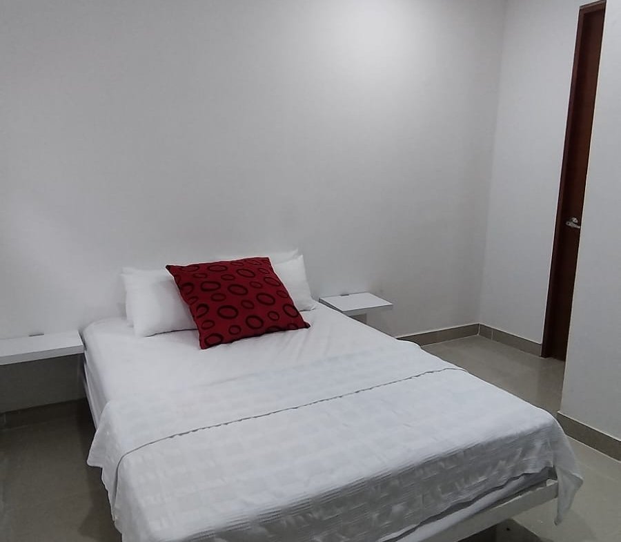 Apartamento en venta en Laguna Club Cartagena de Indias, piscina privada y venta a puerta cerrada