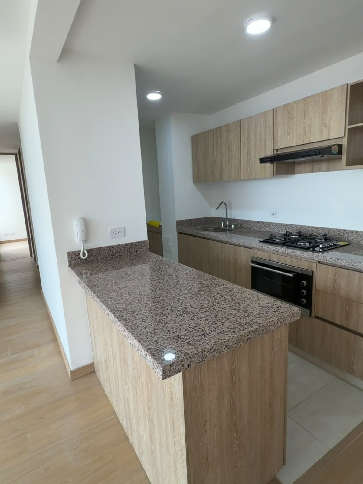 314202-454753-2214226475814756 Apartamento en venta en Forest Paradise, Chía, Cundinamarca