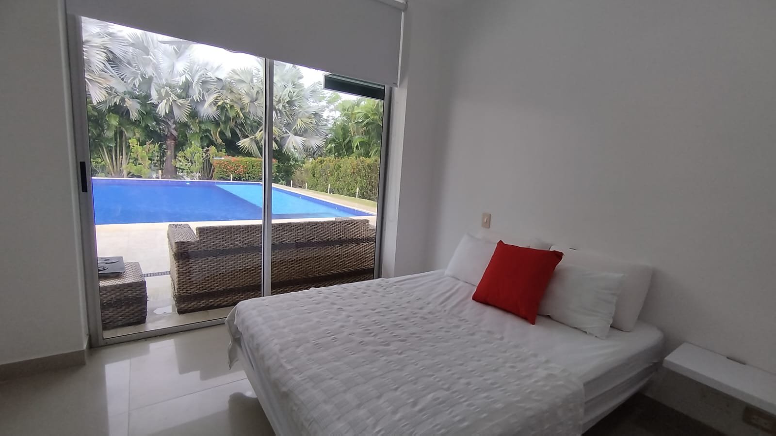 314202-454753-2511508499358869 Apartamento en venta en Laguna Club Cartagena de Indias, piscina privada y venta a puerta cerrada