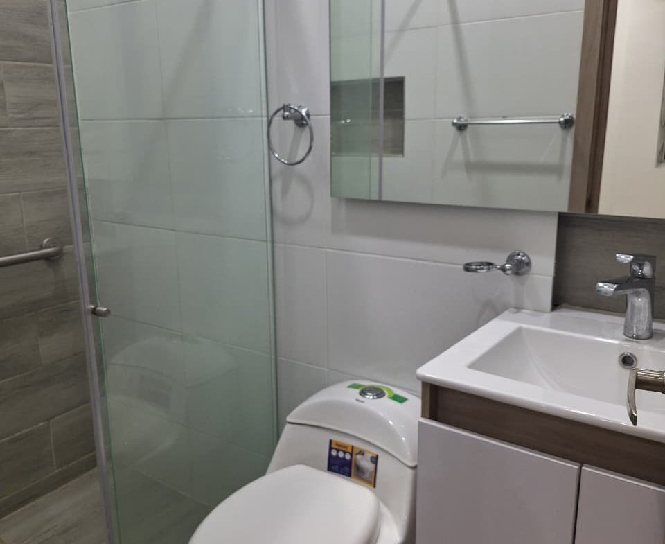 Apartamento en Venta en Brisas del Parque Barranquilla – 3 Habitaciones y Parqueadero