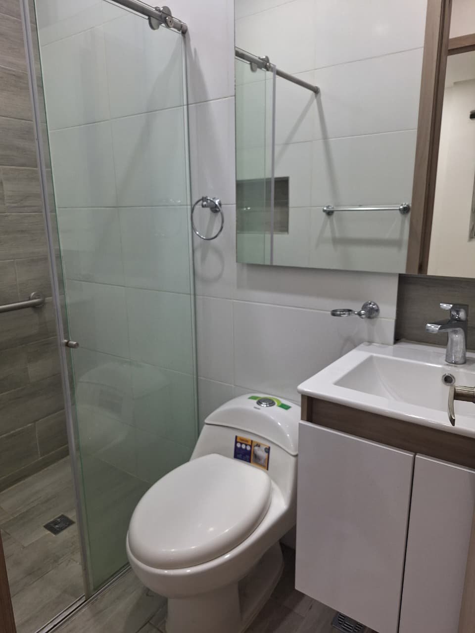 Apartamento en Venta en Brisas del Parque Barranquilla – 3 Habitaciones y Parqueadero