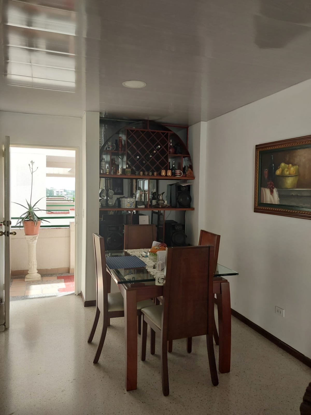 314202-454753-967548885651807 Apartamento en venta en Prados del Norte, Cali de 85 m²