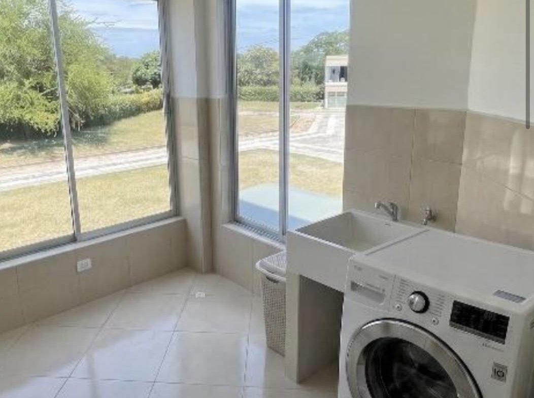 Hermosa Casa de descanso a 10 minutos de Girardot
