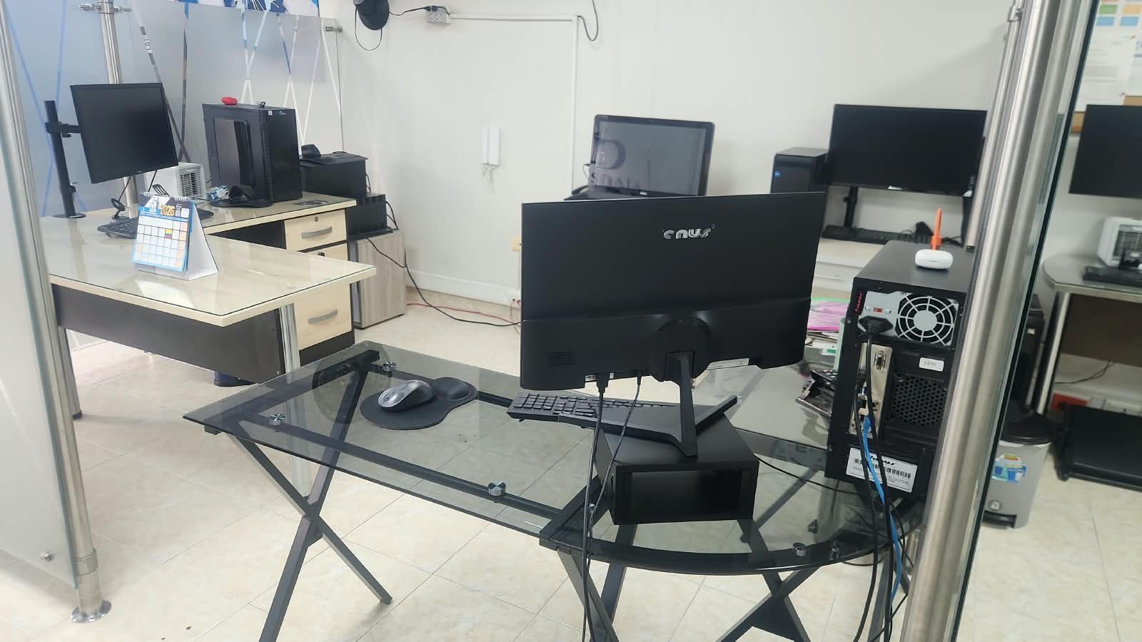 Oficina en venta ubicada en Rovira Plaza con parqueadero, Bucaramanga