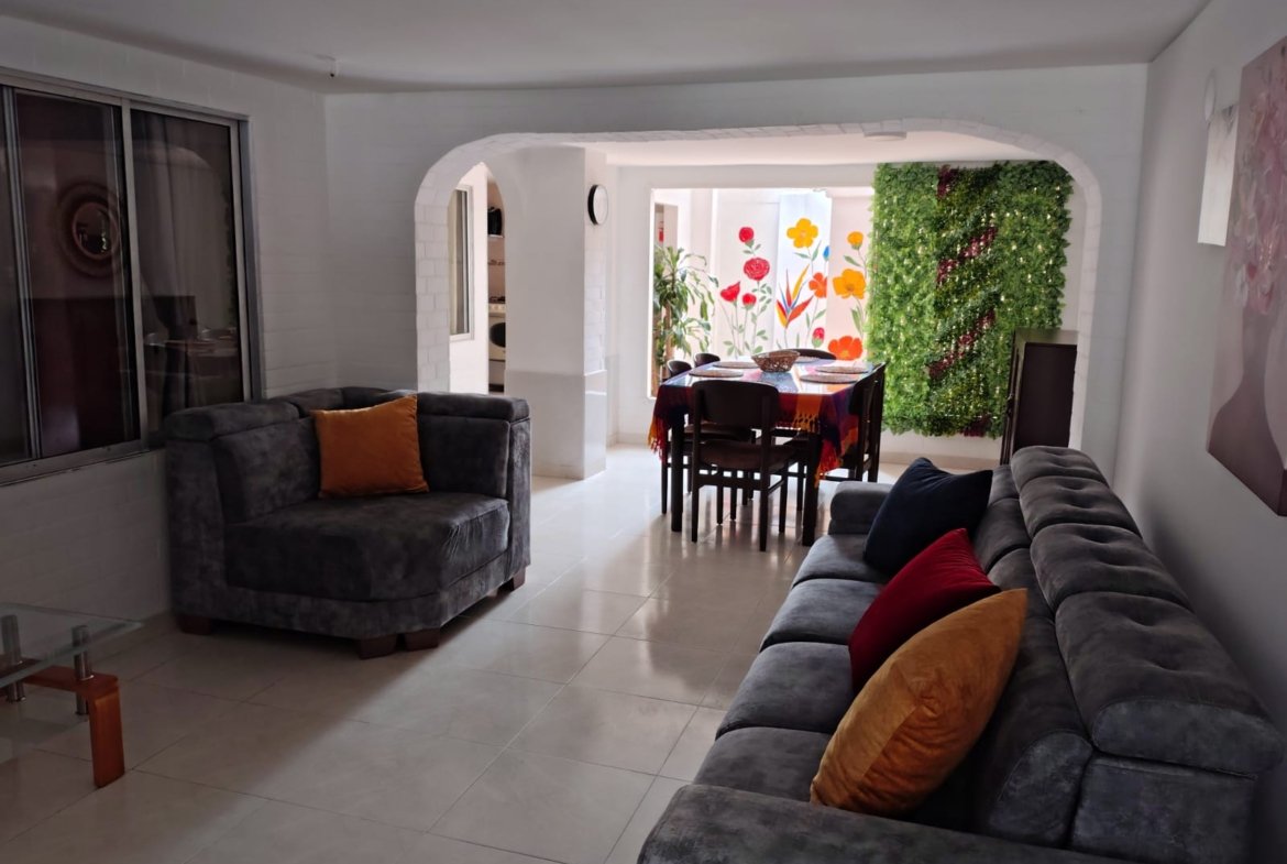 Apartamento amoblado en arriendo en Casas Blancas, Cali