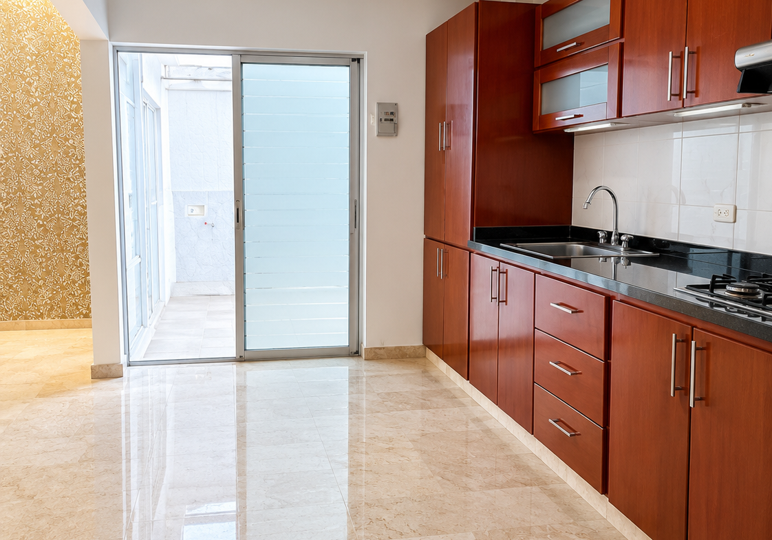 Venta de Casa en Cúcuta, barrio La Ceiba de 3 niveles