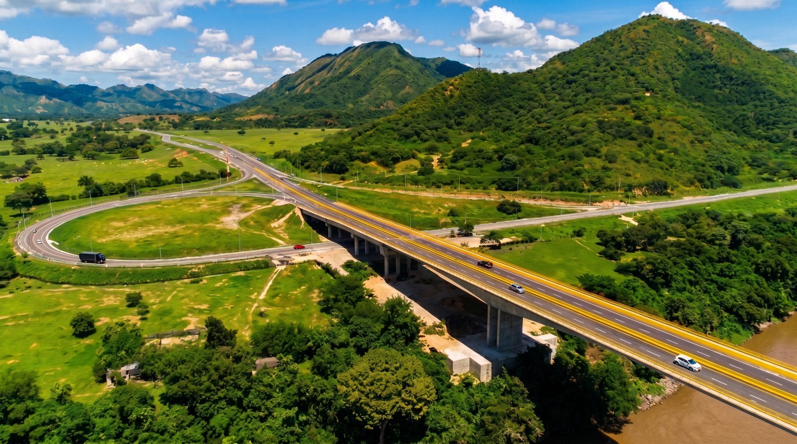 Hermosa Casa de descanso a 10 minutos de Girardot