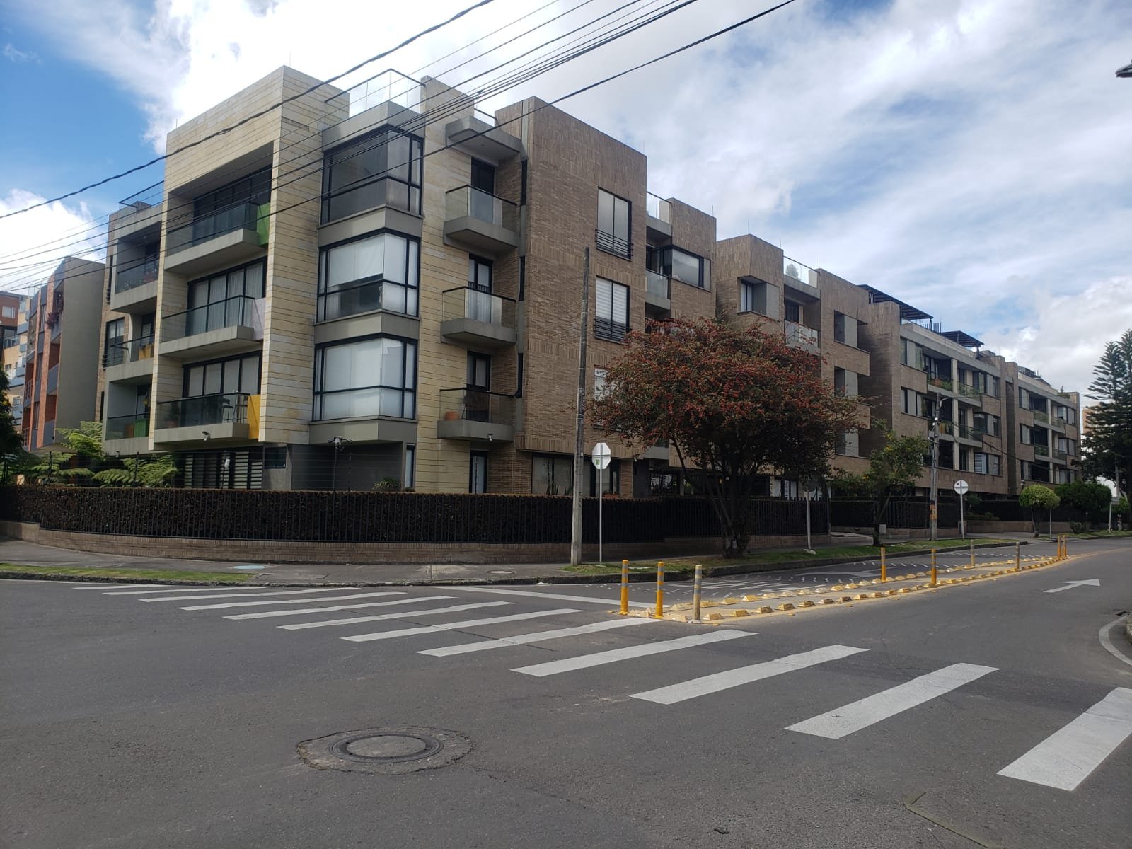 WhatsApp Image 2026-08-28 at 10.28.22 AM (1) Apartaestudio En Venta – Pasadena, Bogotá