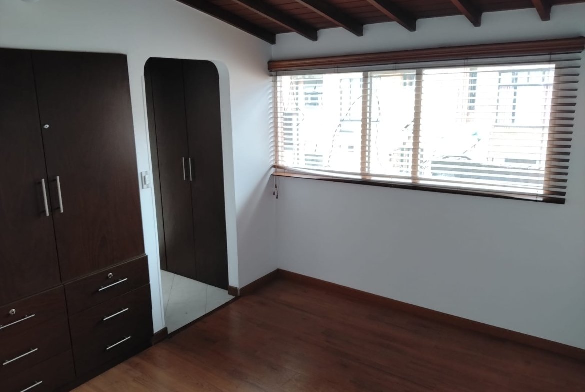 VENTA APARTAMENTO DUPLEX QUINTA PAREDES