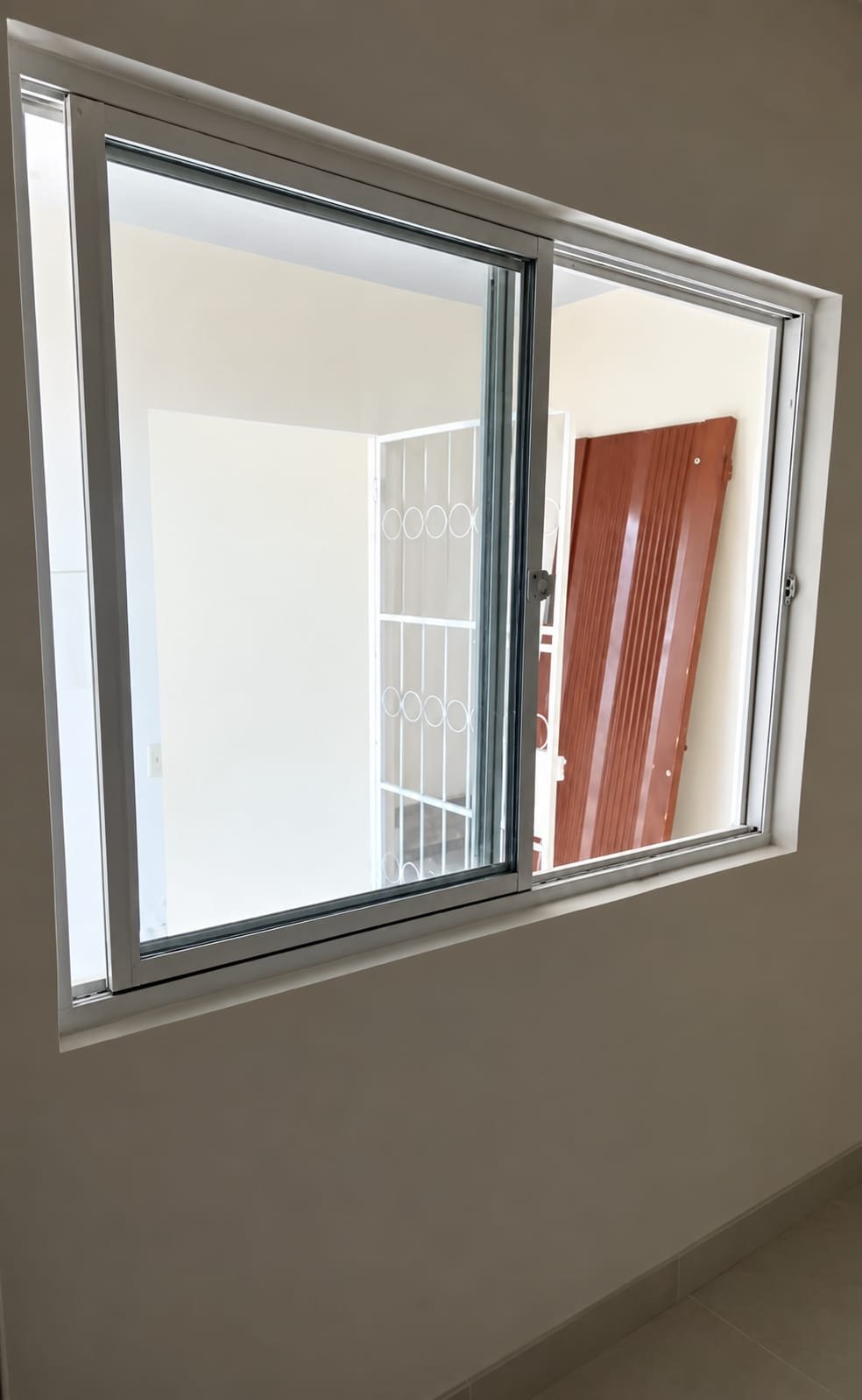 b3507f51-2c4c-4c6d-be1c-d555121c4e2e Casa con 2 apartamentos independientes en venta en Florida, Valle del Cauca