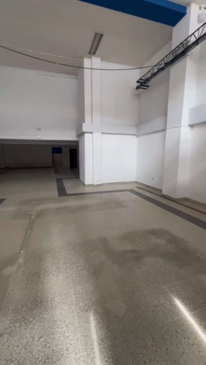 Arriendo Bodega amplia en Bucaramanga cerca al centro comercial La Isla